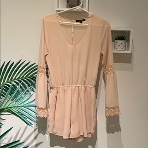Cream romper